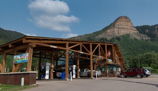 Needles Country Store