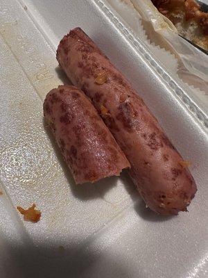 Don't know what the f is this on the sausage. Are they serving bad sausages???????