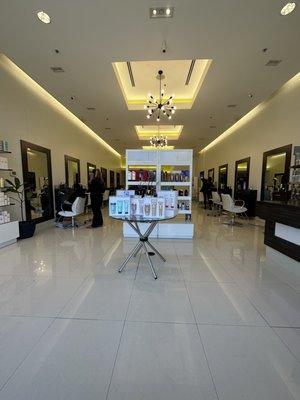 AALAM The Salon