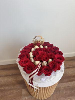 Strawberry covered in Belgian chocolate arranged in a first letter of the name. Perfect gift for a birthday.