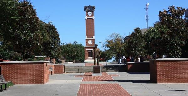 Pedestrian Mall in front of library