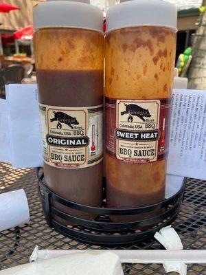 Many different bbq sauce to try