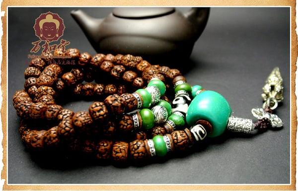 Here are more Tibetan prayer beads, but you have to find a China friend to help  :) http:fofawubian.taobao.com/