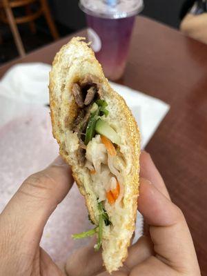 Steak banh mi