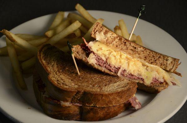 Rueben and fries