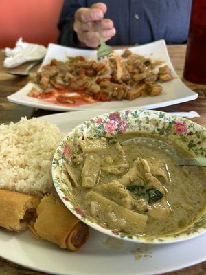 Chicken Green curry lunch $9.95 with egg roll and ice tea!