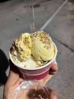 2 scoop cup bun and cheese and soursop with grape nuts