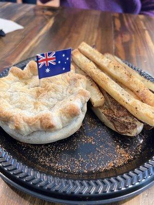 Aussie Style Meat Pie