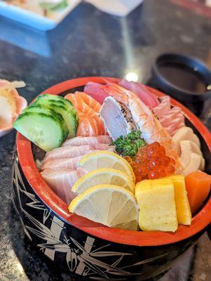 Good looking chirashi