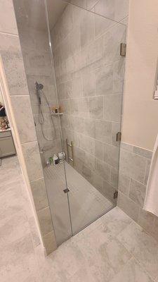 Frameless shower door