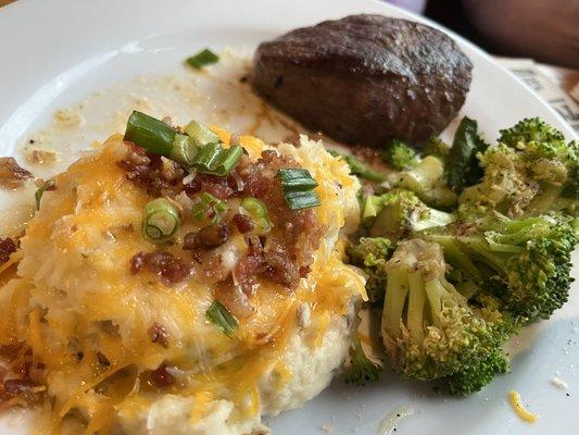 Steak, broccoli and loaded