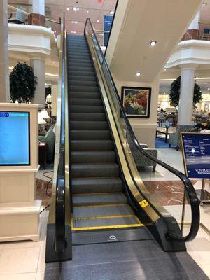 Von Maur North Point Mall Escalators