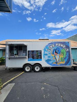 Food truck on 1960 Main st.