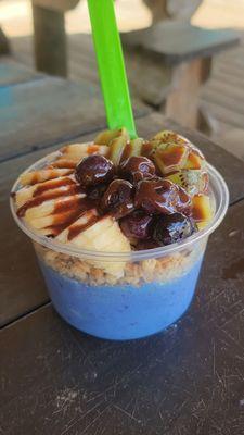 Blue Majik Bowl w Chocolate Honey and Kiwi