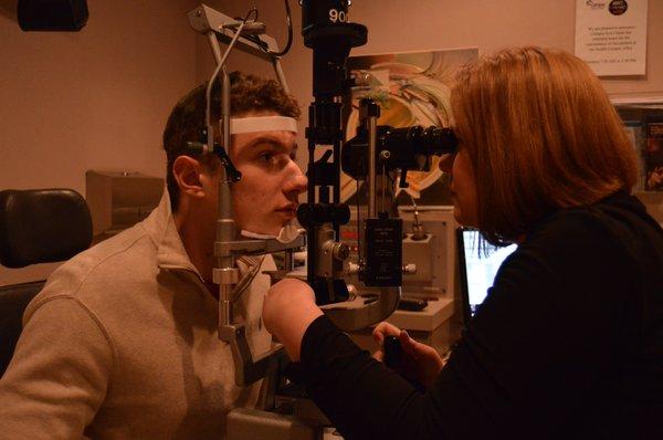 Experienced Optometrists provide the very best routine vision and eye care services utilizing state of the art instruments.