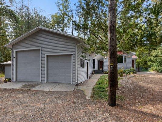 Home For Sale on the Sandy River