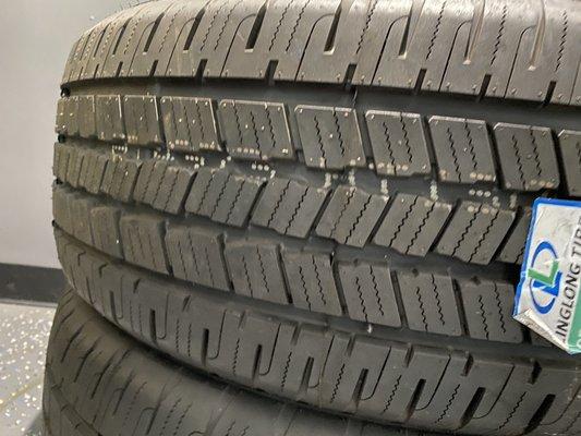 New tire tread