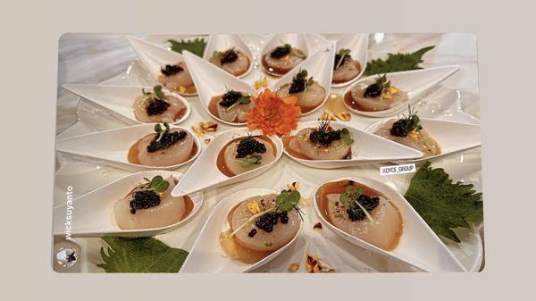 Ponzu scallop sashimi with caviar