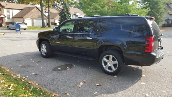 Chevy Suburban LT seats 7