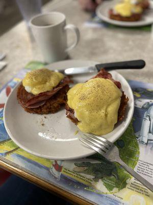 Station's special eggs Benedict with potato pancakes! Crispy and delicious!