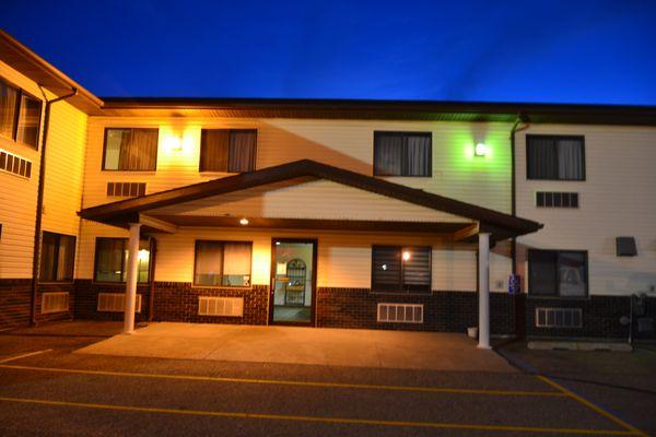 Carrington Inn And Suites