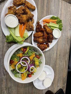 Isabela salad and Long Island wings!