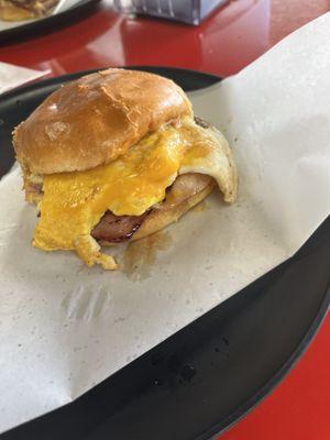 Breakfast sandwich