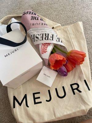 Mothers Day tote bag + flower promotion