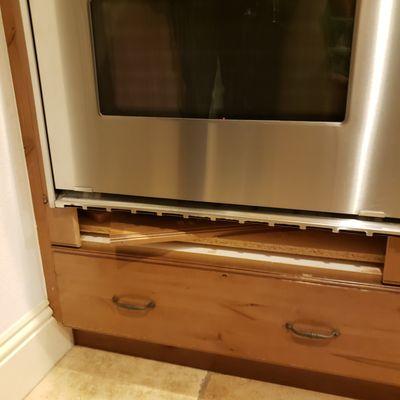 Bottom of non-functioning oven