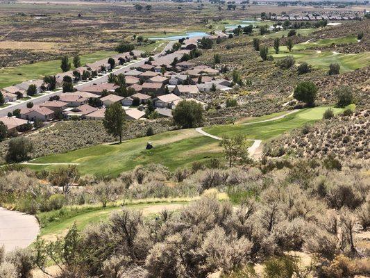 The elevated 14th hole. Fantastic views, however clubbing was a complete guess.