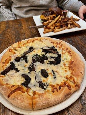 Tartufo Pizza