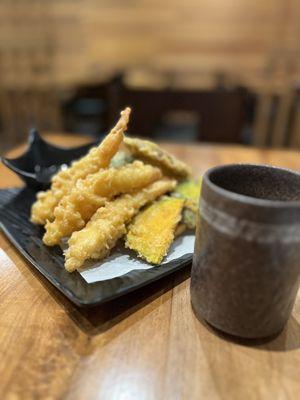 Tempura (shrimp and veggies) + hot tea