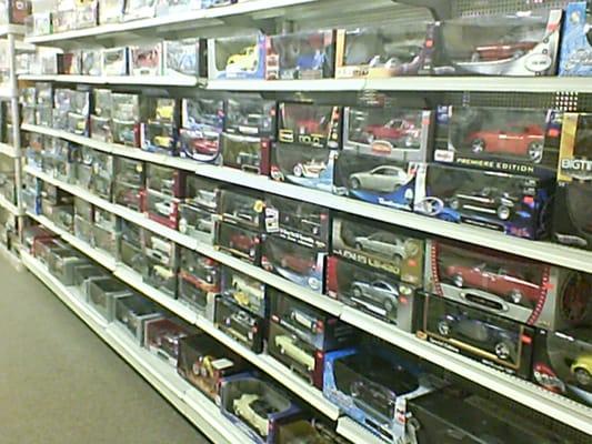 Diecast Cars, Diecast Airplanes