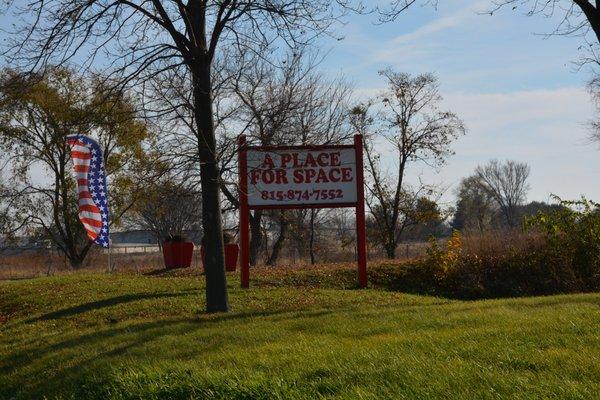 Front sign at A Place for Space on Sandy Hollow Rd.