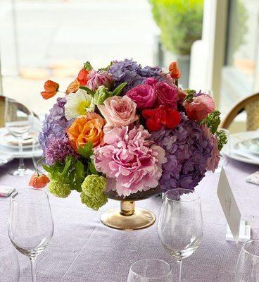 The perfect centerpiece for holiday gatherings. offered by CHIC SF Floral Design Studio