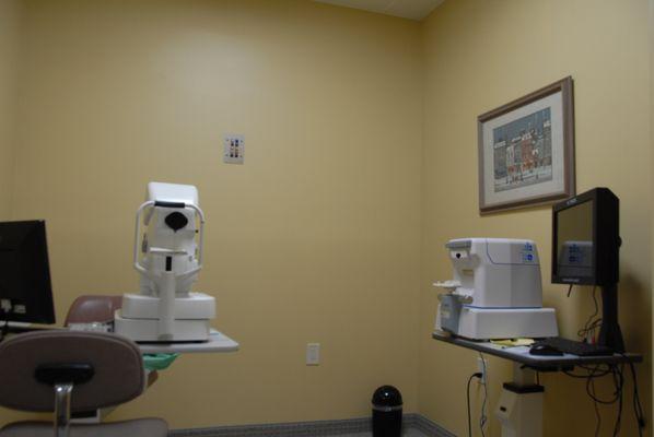 Fundus Camera & Specular Microscopy