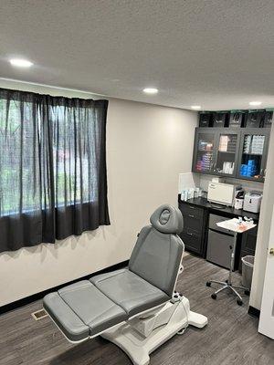 Patient services room