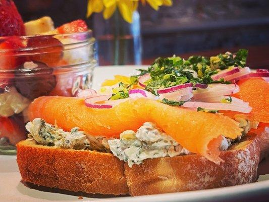 Brunch! Smoked salmon toast & schmear!