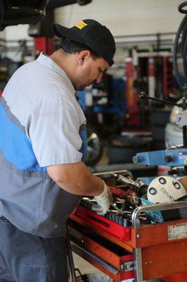 Smog checks, vehicle services Los Angeles