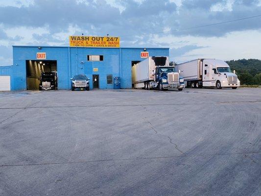 Russellville Tank wash 
Food Grade kosher wash out