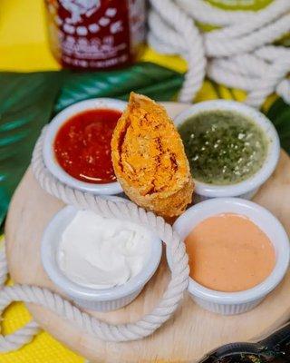 Dipping Sauce: Hot Red Habanero, Medium Hot Green Cilantro, Pink Ketchup Mayo Garlic, Sour Cream