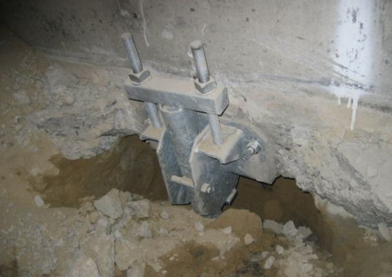 Underpinning of foundations