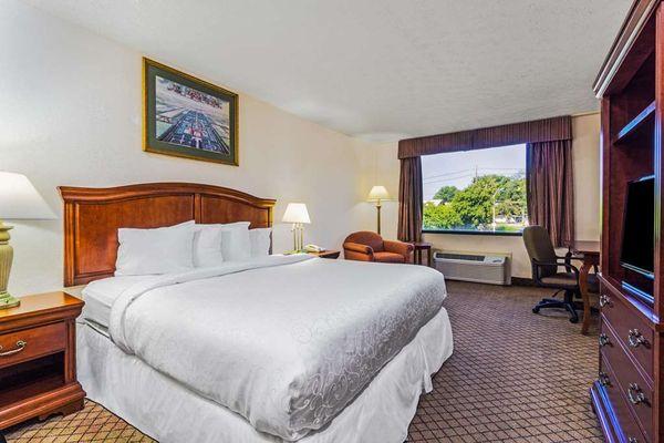 Days Inn By Wyndham Columbus Airport