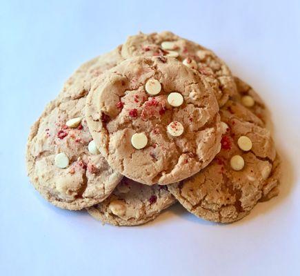 White Chocolate Strawberry Cookies