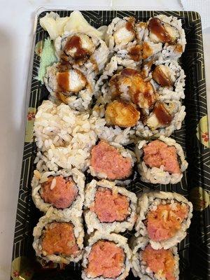 Spicy tuna and Chicken Tempura Roll with brown rice