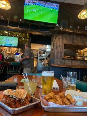 Food, futbol, beer