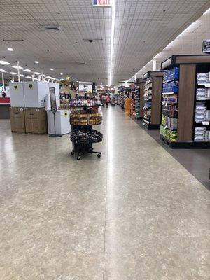 Big Y Stratford CT. Clean, well kept, and remodeled.