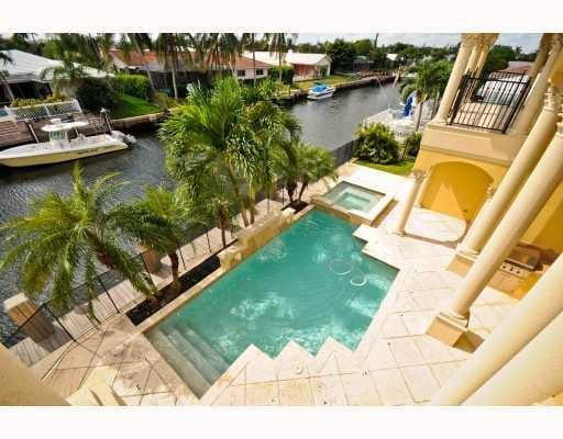 Boca Raton Waterfront Homes for Sale