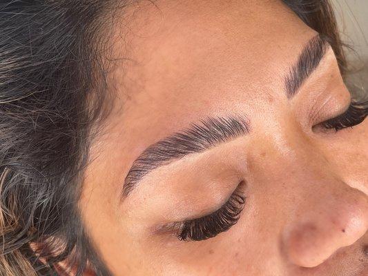 brow lamination and tint