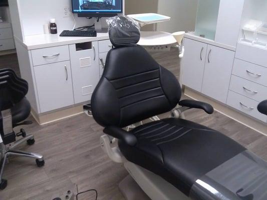 Our comfortable dental chair to make you feel at home.